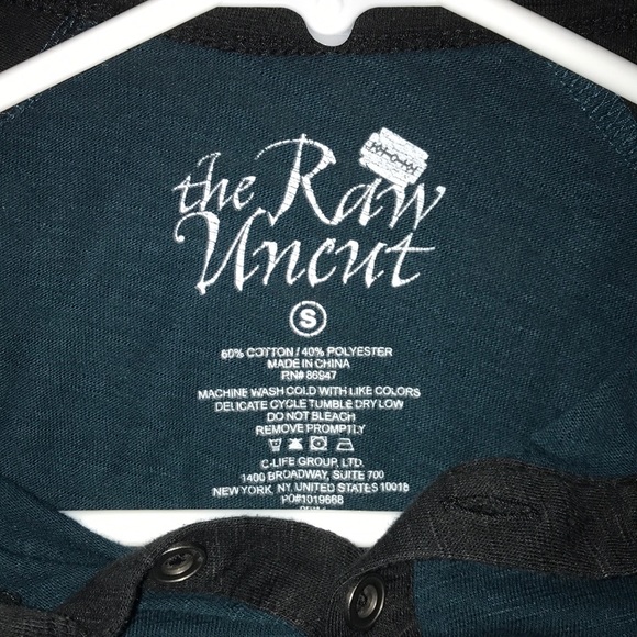 3/4 Sleeve Shirt - Picture 2 of 3